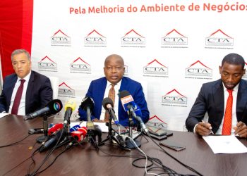 Empresários Reclamam Escassez de Divisas para Pagamento de Facturas de Importação para Moçambique