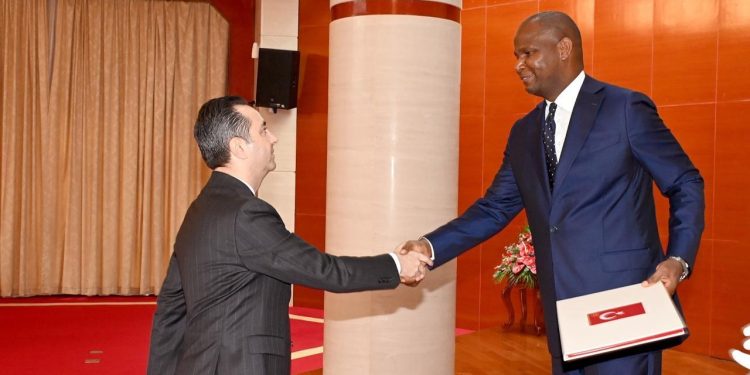 Turquia Pede Protecção dos Investimentos em Moçambique da Violência Pós-Eleitoral