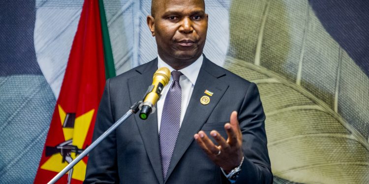 Governo Cede à Pressão e Admite Cortar Impostos para Baixar Custo de Vida