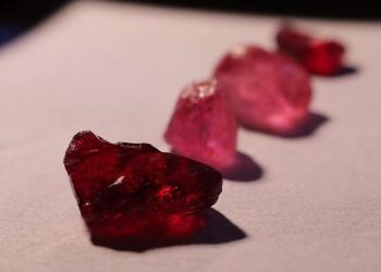 Receitas da Montepuez Ruby Mining caem 22% em 2024