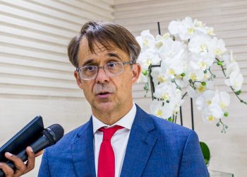 Embaixador Norte-Americano Garante Continuidade da Ajuda Humanitária em Moçambique