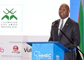 Chapo Anuncia Construção de Refinaria de Combustíveis em Moçambique com Capacidade para 200 mil Barris por Dia