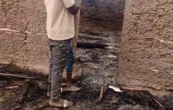 Quatro Mortos e Casas Queimadas em Novo Ataque de Insurgentes em Memba