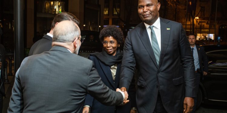 Chapo visita Bruxelas sob ameaça de Ruanda retirar suas tropas de Cabo Delgado