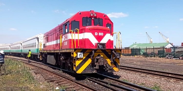 CFM Announces Second Phase of Doubling Track on Line to South Africa