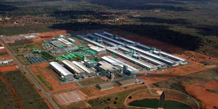 South African IDC Considers Buying Mozal